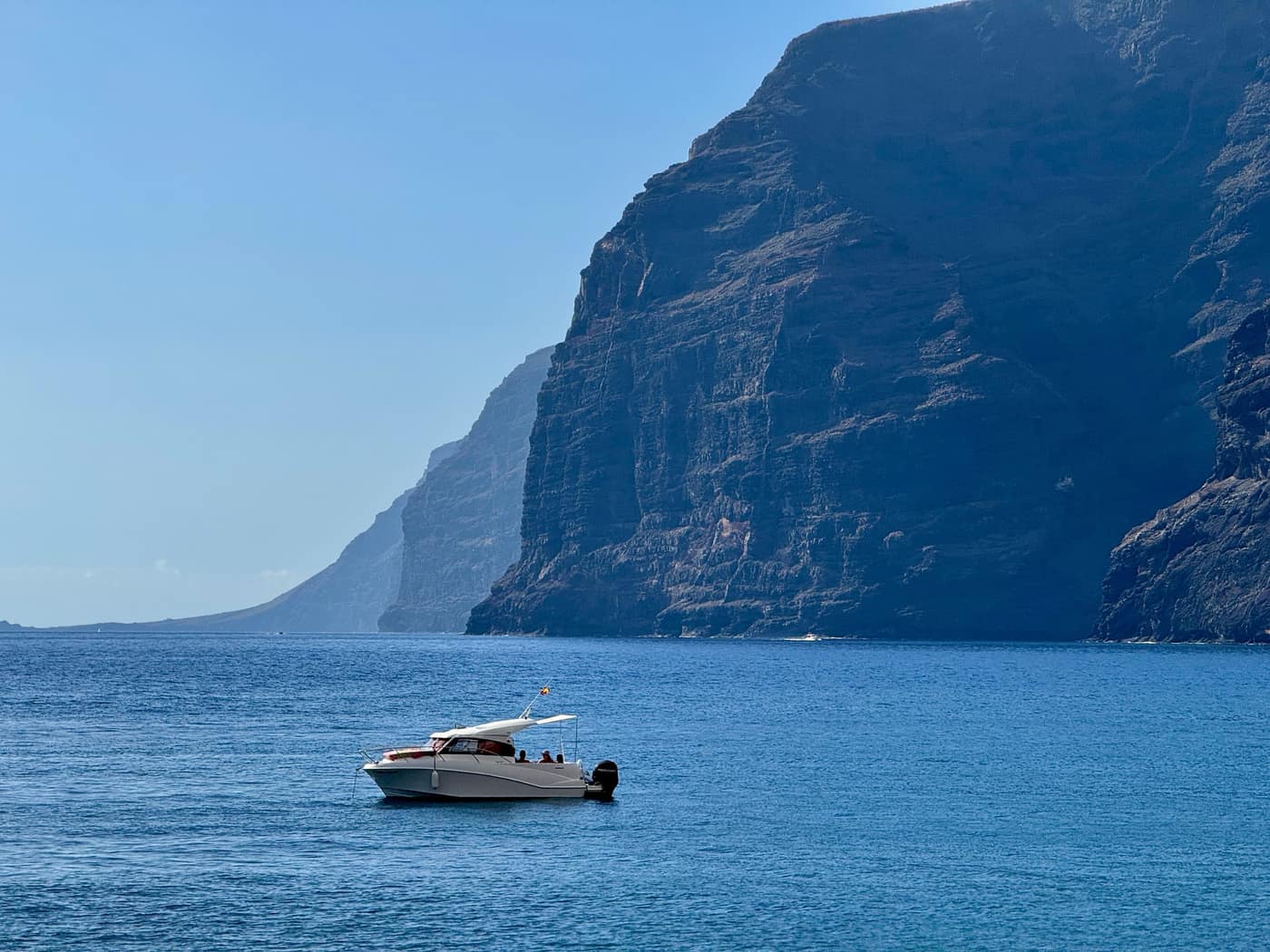 Los Gigantes cliffs