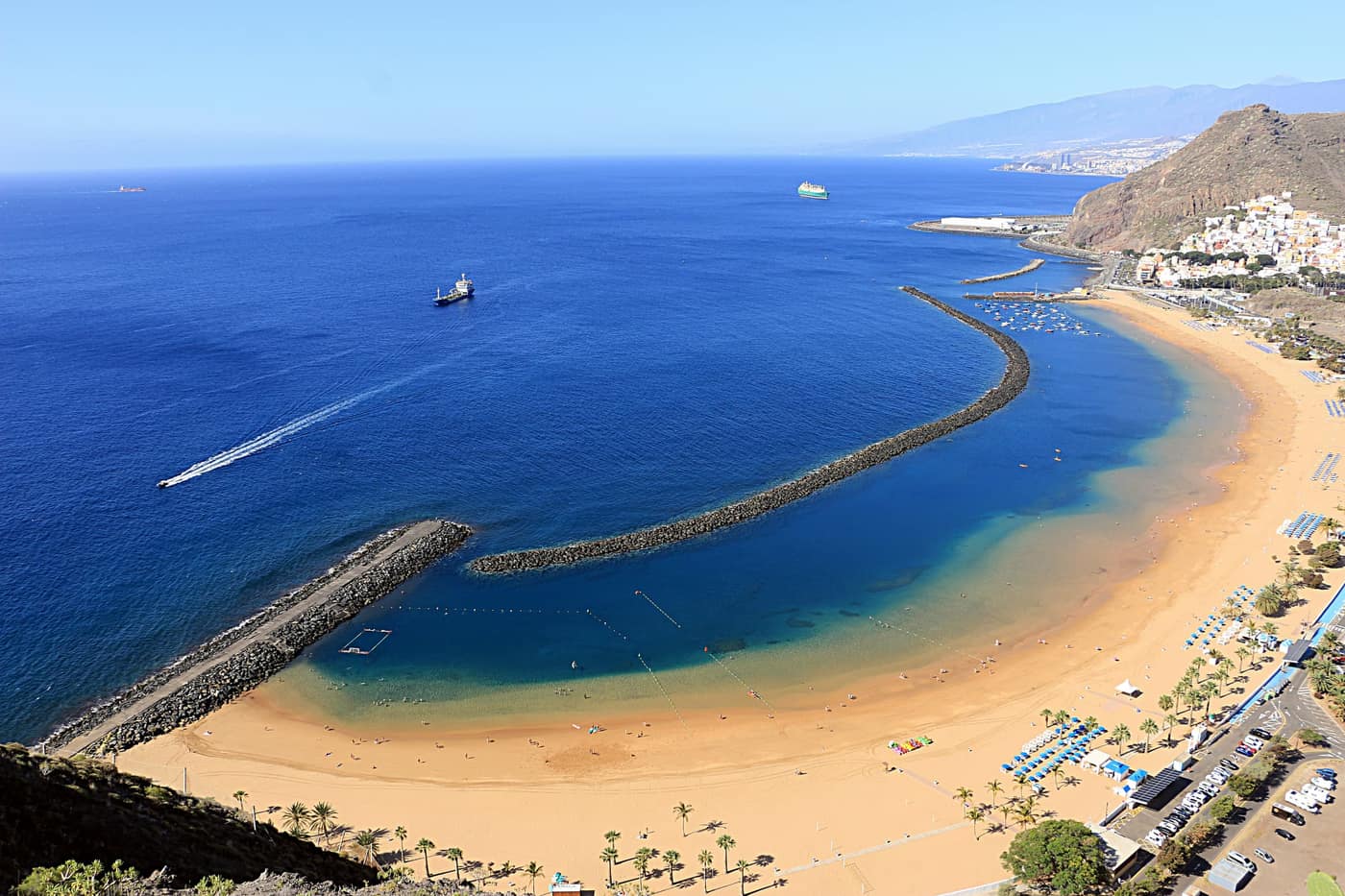 Las Teresitas beach